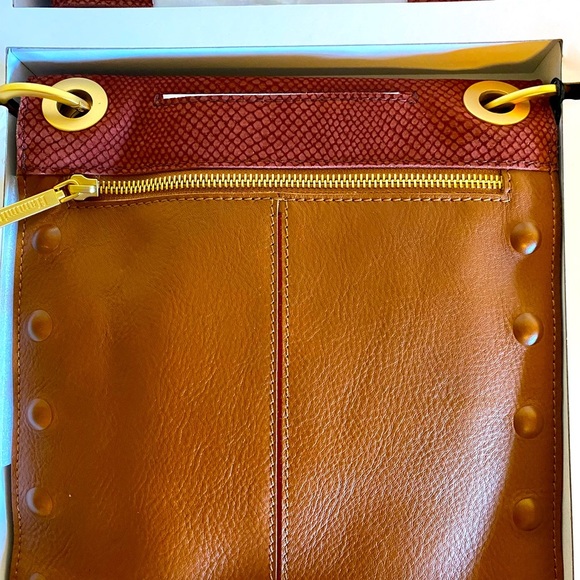 🟣SOLD🟣NWT Hammitt Crossbody/Handbag - Picture 3 of 11